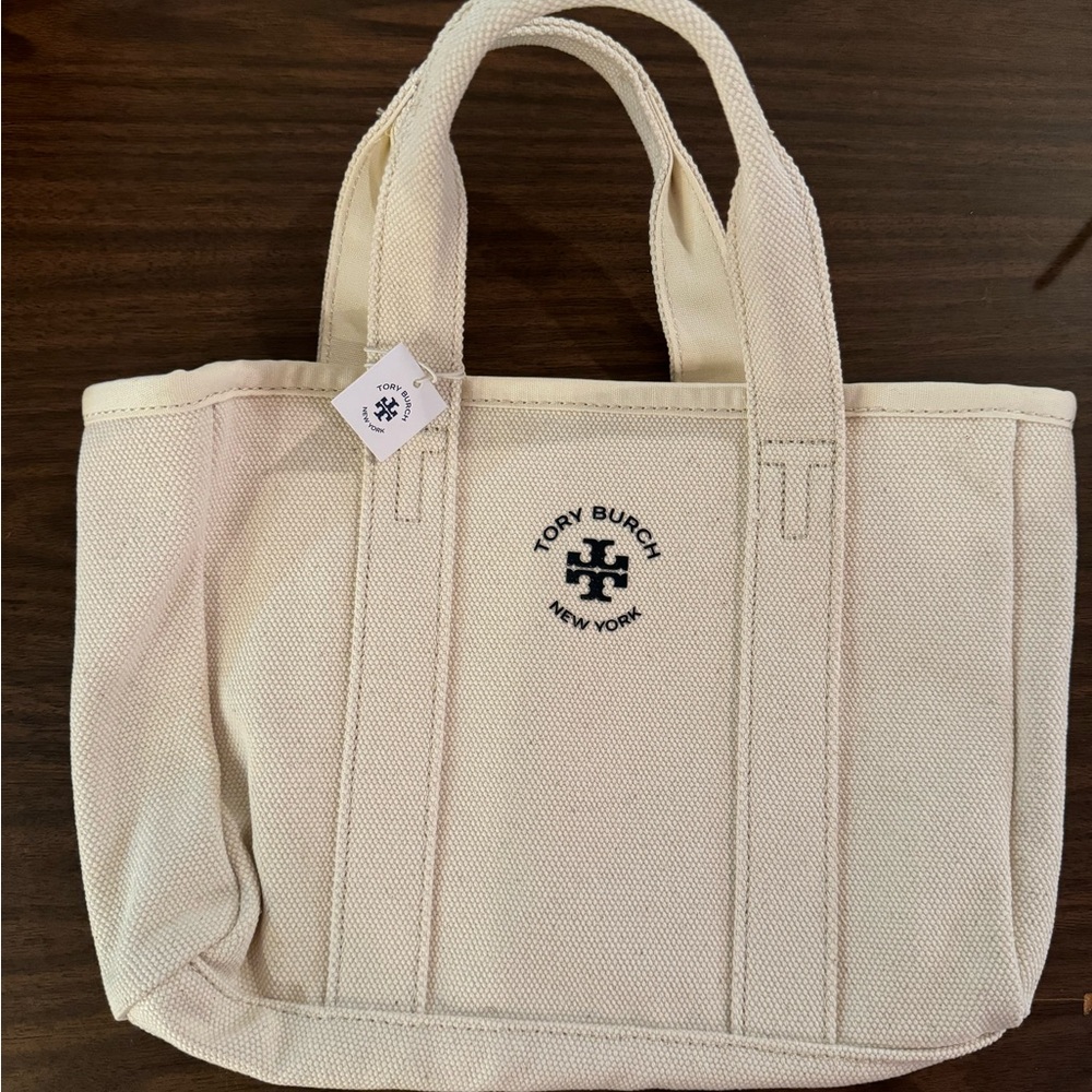 NWT Tory Burch Mercer Street Canvas Tote Natural Cotten, Lined